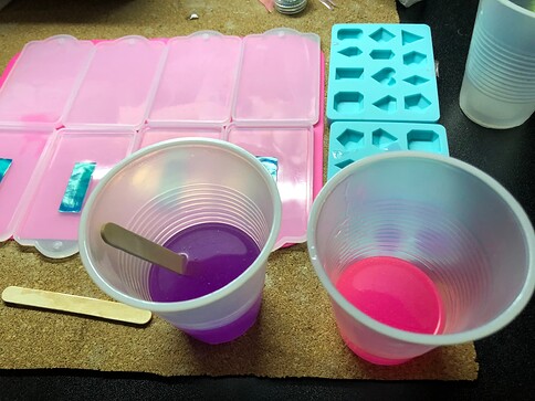 Resin tag (7)