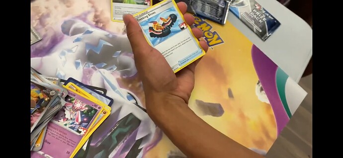 Raikou V - Prize Pack Series Cards - Pokemon