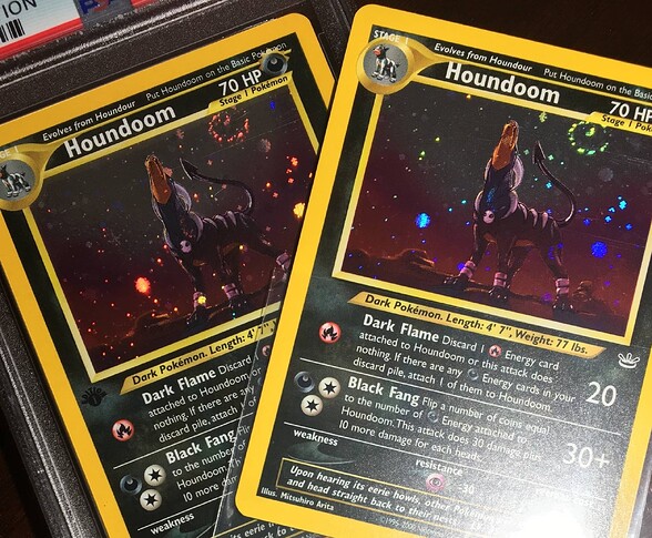 Same holofoil pattern (Neo Revelation Houndoom)